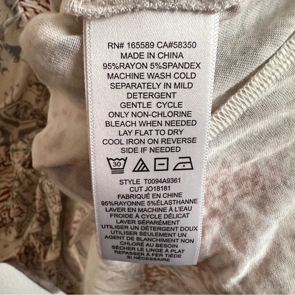 Soft Joie Quinn Sleeveless Top in Porcelain Sage Multicolored - Size Large - Picture 8 of 8